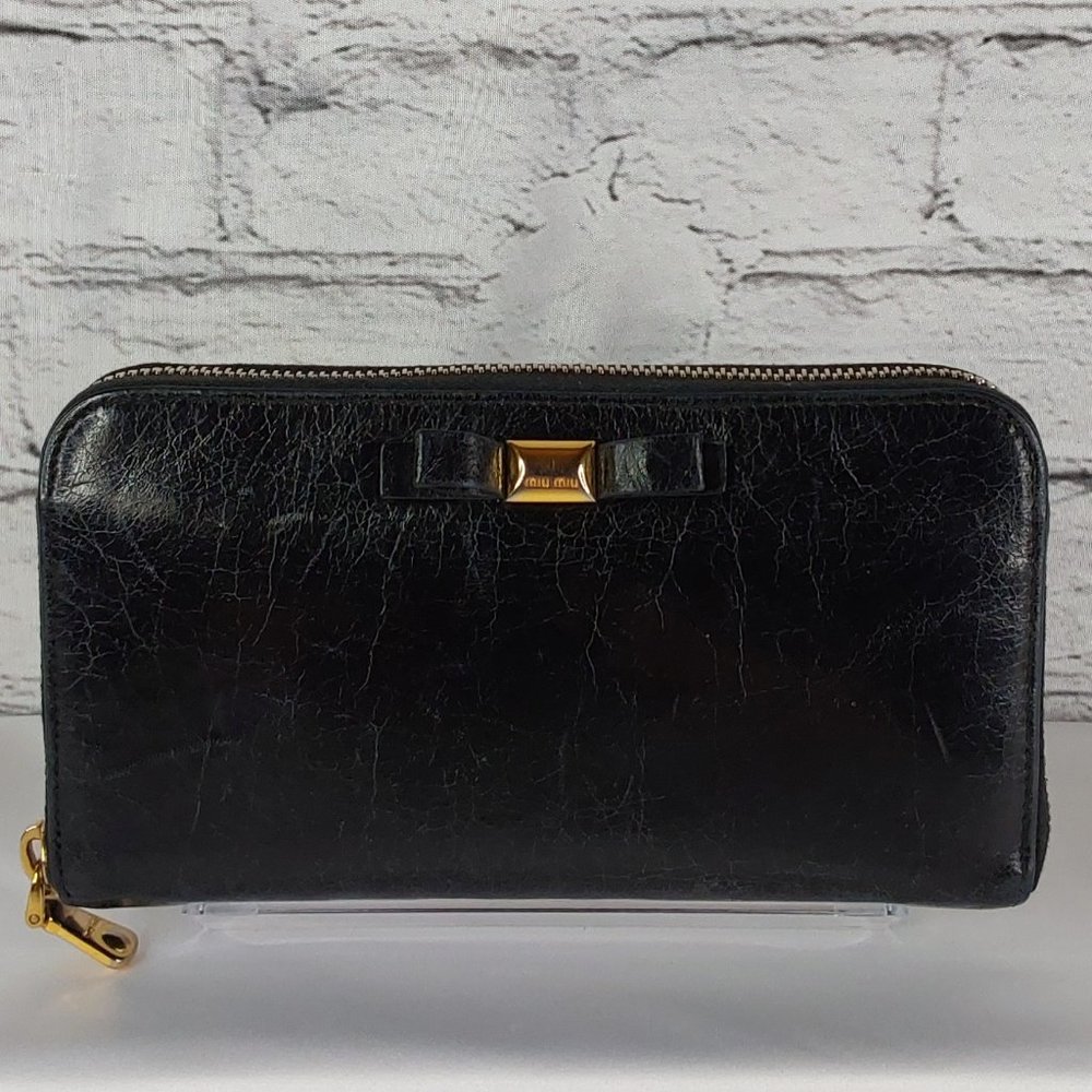 'MIU MIU' BOW-FRONT LEATHER WALLET FULL-ZIP  DISTRESSED ONYX - Picture 15 of 15